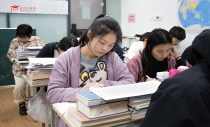 学生留影
